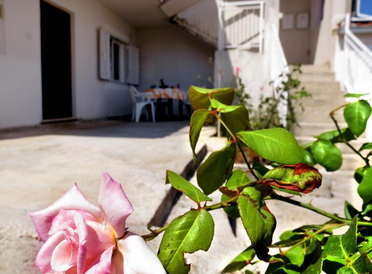 Apartment Jadro Supetar Ngoại thất bức ảnh