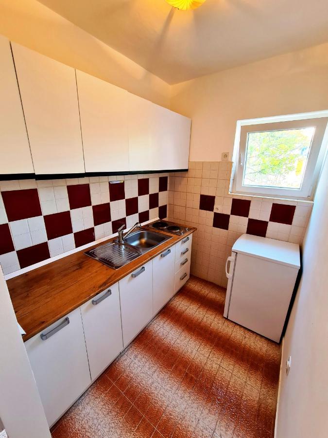 Apartment Jadro Supetar Ngoại thất bức ảnh